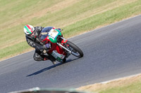 Vintage-motorcycle-club;eventdigitalimages;mallory-park;mallory-park-trackday-photographs;no-limits-trackdays;peter-wileman-photography;trackday-digital-images;trackday-photos;vmcc-festival-1000-bikes-photographs