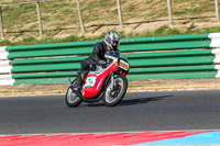 Vintage-motorcycle-club;eventdigitalimages;mallory-park;mallory-park-trackday-photographs;no-limits-trackdays;peter-wileman-photography;trackday-digital-images;trackday-photos;vmcc-festival-1000-bikes-photographs