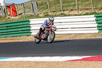 Vintage-motorcycle-club;eventdigitalimages;mallory-park;mallory-park-trackday-photographs;no-limits-trackdays;peter-wileman-photography;trackday-digital-images;trackday-photos;vmcc-festival-1000-bikes-photographs