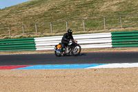 Vintage-motorcycle-club;eventdigitalimages;mallory-park;mallory-park-trackday-photographs;no-limits-trackdays;peter-wileman-photography;trackday-digital-images;trackday-photos;vmcc-festival-1000-bikes-photographs