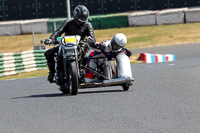 Vintage-motorcycle-club;eventdigitalimages;mallory-park;mallory-park-trackday-photographs;no-limits-trackdays;peter-wileman-photography;trackday-digital-images;trackday-photos;vmcc-festival-1000-bikes-photographs