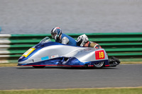 Vintage-motorcycle-club;eventdigitalimages;mallory-park;mallory-park-trackday-photographs;no-limits-trackdays;peter-wileman-photography;trackday-digital-images;trackday-photos;vmcc-festival-1000-bikes-photographs