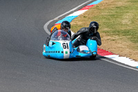 Vintage-motorcycle-club;eventdigitalimages;mallory-park;mallory-park-trackday-photographs;no-limits-trackdays;peter-wileman-photography;trackday-digital-images;trackday-photos;vmcc-festival-1000-bikes-photographs