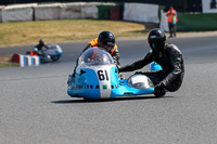 Vintage-motorcycle-club;eventdigitalimages;mallory-park;mallory-park-trackday-photographs;no-limits-trackdays;peter-wileman-photography;trackday-digital-images;trackday-photos;vmcc-festival-1000-bikes-photographs