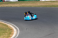 Vintage-motorcycle-club;eventdigitalimages;mallory-park;mallory-park-trackday-photographs;no-limits-trackdays;peter-wileman-photography;trackday-digital-images;trackday-photos;vmcc-festival-1000-bikes-photographs