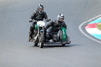 Vintage-motorcycle-club;eventdigitalimages;mallory-park;mallory-park-trackday-photographs;no-limits-trackdays;peter-wileman-photography;trackday-digital-images;trackday-photos;vmcc-festival-1000-bikes-photographs