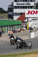 Vintage-motorcycle-club;eventdigitalimages;mallory-park;mallory-park-trackday-photographs;no-limits-trackdays;peter-wileman-photography;trackday-digital-images;trackday-photos;vmcc-festival-1000-bikes-photographs