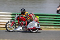 Vintage-motorcycle-club;eventdigitalimages;mallory-park;mallory-park-trackday-photographs;no-limits-trackdays;peter-wileman-photography;trackday-digital-images;trackday-photos;vmcc-festival-1000-bikes-photographs