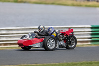 Vintage-motorcycle-club;eventdigitalimages;mallory-park;mallory-park-trackday-photographs;no-limits-trackdays;peter-wileman-photography;trackday-digital-images;trackday-photos;vmcc-festival-1000-bikes-photographs