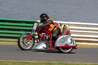 Vintage-motorcycle-club;eventdigitalimages;mallory-park;mallory-park-trackday-photographs;no-limits-trackdays;peter-wileman-photography;trackday-digital-images;trackday-photos;vmcc-festival-1000-bikes-photographs