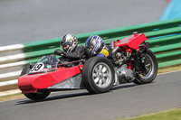 Vintage-motorcycle-club;eventdigitalimages;mallory-park;mallory-park-trackday-photographs;no-limits-trackdays;peter-wileman-photography;trackday-digital-images;trackday-photos;vmcc-festival-1000-bikes-photographs