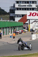Vintage-motorcycle-club;eventdigitalimages;mallory-park;mallory-park-trackday-photographs;no-limits-trackdays;peter-wileman-photography;trackday-digital-images;trackday-photos;vmcc-festival-1000-bikes-photographs