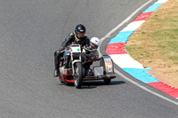 Vintage-motorcycle-club;eventdigitalimages;mallory-park;mallory-park-trackday-photographs;no-limits-trackdays;peter-wileman-photography;trackday-digital-images;trackday-photos;vmcc-festival-1000-bikes-photographs