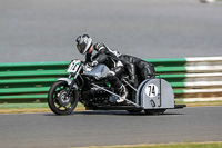 Vintage-motorcycle-club;eventdigitalimages;mallory-park;mallory-park-trackday-photographs;no-limits-trackdays;peter-wileman-photography;trackday-digital-images;trackday-photos;vmcc-festival-1000-bikes-photographs