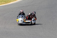 Vintage-motorcycle-club;eventdigitalimages;mallory-park;mallory-park-trackday-photographs;no-limits-trackdays;peter-wileman-photography;trackday-digital-images;trackday-photos;vmcc-festival-1000-bikes-photographs