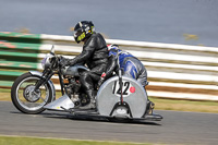 Vintage-motorcycle-club;eventdigitalimages;mallory-park;mallory-park-trackday-photographs;no-limits-trackdays;peter-wileman-photography;trackday-digital-images;trackday-photos;vmcc-festival-1000-bikes-photographs