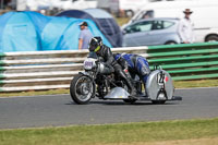 Vintage-motorcycle-club;eventdigitalimages;mallory-park;mallory-park-trackday-photographs;no-limits-trackdays;peter-wileman-photography;trackday-digital-images;trackday-photos;vmcc-festival-1000-bikes-photographs