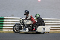 Vintage-motorcycle-club;eventdigitalimages;mallory-park;mallory-park-trackday-photographs;no-limits-trackdays;peter-wileman-photography;trackday-digital-images;trackday-photos;vmcc-festival-1000-bikes-photographs