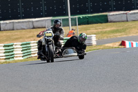 Vintage-motorcycle-club;eventdigitalimages;mallory-park;mallory-park-trackday-photographs;no-limits-trackdays;peter-wileman-photography;trackday-digital-images;trackday-photos;vmcc-festival-1000-bikes-photographs