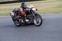 Vintage-motorcycle-club;eventdigitalimages;mallory-park;mallory-park-trackday-photographs;no-limits-trackdays;peter-wileman-photography;trackday-digital-images;trackday-photos;vmcc-festival-1000-bikes-photographs