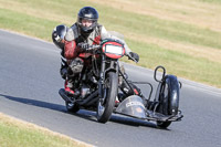 Vintage-motorcycle-club;eventdigitalimages;mallory-park;mallory-park-trackday-photographs;no-limits-trackdays;peter-wileman-photography;trackday-digital-images;trackday-photos;vmcc-festival-1000-bikes-photographs