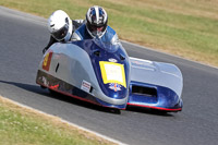 Vintage-motorcycle-club;eventdigitalimages;mallory-park;mallory-park-trackday-photographs;no-limits-trackdays;peter-wileman-photography;trackday-digital-images;trackday-photos;vmcc-festival-1000-bikes-photographs