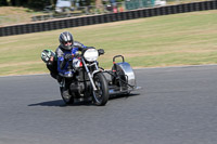 Vintage-motorcycle-club;eventdigitalimages;mallory-park;mallory-park-trackday-photographs;no-limits-trackdays;peter-wileman-photography;trackday-digital-images;trackday-photos;vmcc-festival-1000-bikes-photographs