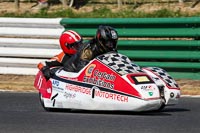 Vintage-motorcycle-club;eventdigitalimages;mallory-park;mallory-park-trackday-photographs;no-limits-trackdays;peter-wileman-photography;trackday-digital-images;trackday-photos;vmcc-festival-1000-bikes-photographs