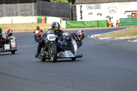 Vintage-motorcycle-club;eventdigitalimages;mallory-park;mallory-park-trackday-photographs;no-limits-trackdays;peter-wileman-photography;trackday-digital-images;trackday-photos;vmcc-festival-1000-bikes-photographs