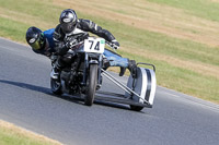 Vintage-motorcycle-club;eventdigitalimages;mallory-park;mallory-park-trackday-photographs;no-limits-trackdays;peter-wileman-photography;trackday-digital-images;trackday-photos;vmcc-festival-1000-bikes-photographs