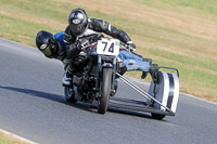 Vintage-motorcycle-club;eventdigitalimages;mallory-park;mallory-park-trackday-photographs;no-limits-trackdays;peter-wileman-photography;trackday-digital-images;trackday-photos;vmcc-festival-1000-bikes-photographs