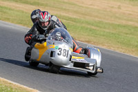 Vintage-motorcycle-club;eventdigitalimages;mallory-park;mallory-park-trackday-photographs;no-limits-trackdays;peter-wileman-photography;trackday-digital-images;trackday-photos;vmcc-festival-1000-bikes-photographs