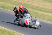 Vintage-motorcycle-club;eventdigitalimages;mallory-park;mallory-park-trackday-photographs;no-limits-trackdays;peter-wileman-photography;trackday-digital-images;trackday-photos;vmcc-festival-1000-bikes-photographs