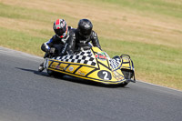 Vintage-motorcycle-club;eventdigitalimages;mallory-park;mallory-park-trackday-photographs;no-limits-trackdays;peter-wileman-photography;trackday-digital-images;trackday-photos;vmcc-festival-1000-bikes-photographs