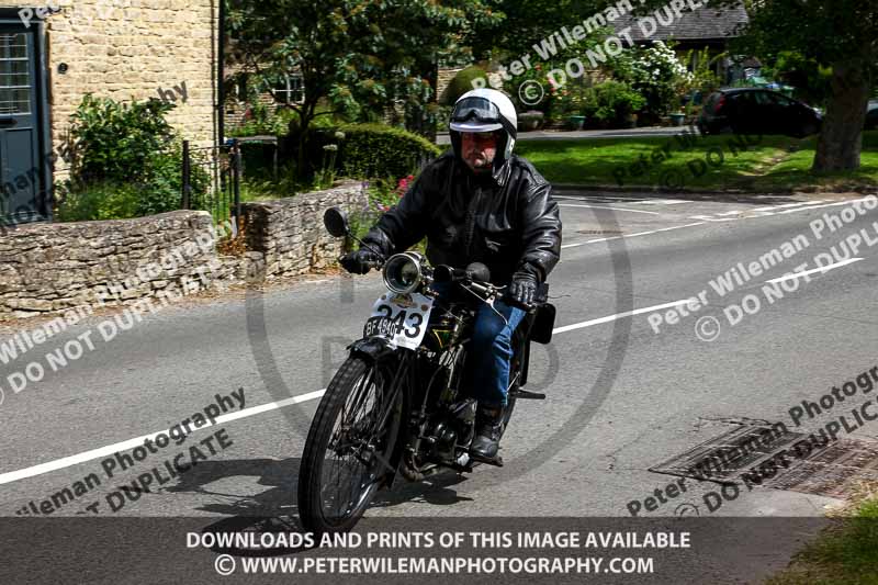 Vintage motorcycle club;eventdigitalimages;no limits trackdays;peter wileman photography;vintage motocycles;vmcc banbury run photographs