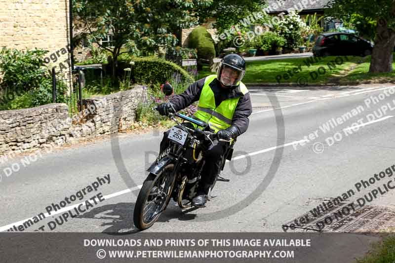 Vintage motorcycle club;eventdigitalimages;no limits trackdays;peter wileman photography;vintage motocycles;vmcc banbury run photographs