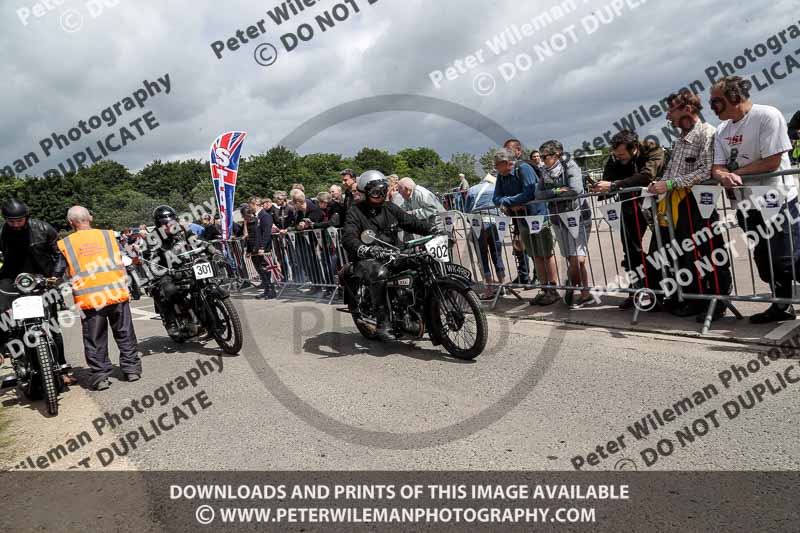 Vintage motorcycle club;eventdigitalimages;no limits trackdays;peter wileman photography;vintage motocycles;vmcc banbury run photographs