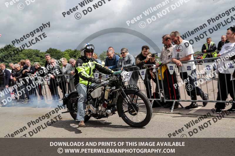 Vintage motorcycle club;eventdigitalimages;no limits trackdays;peter wileman photography;vintage motocycles;vmcc banbury run photographs