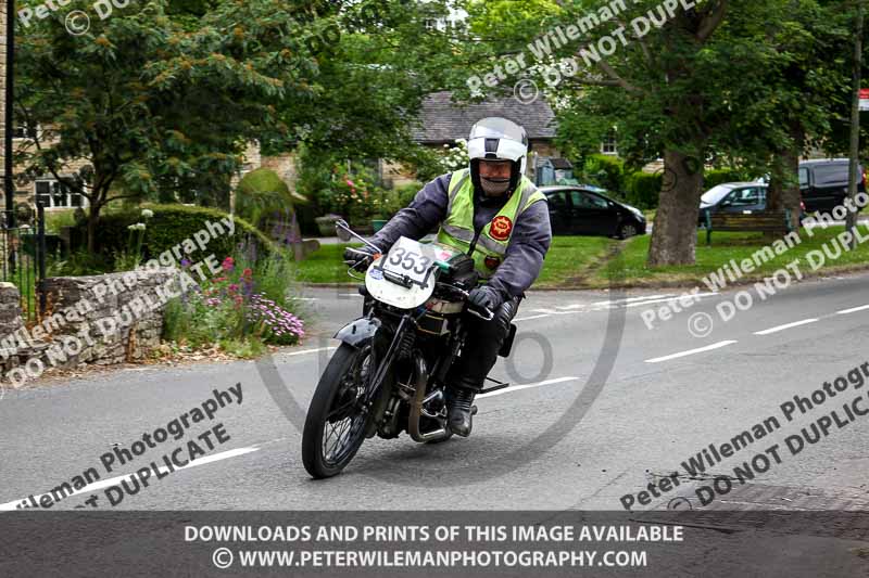 Vintage motorcycle club;eventdigitalimages;no limits trackdays;peter wileman photography;vintage motocycles;vmcc banbury run photographs