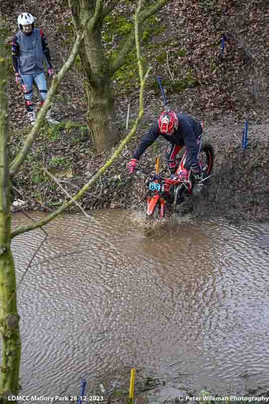 enduro digital images;event digital images;eventdigitalimages;mallory park;mallory park photographs;mallory park trackday;mallory park trackday photographs;no limits trackdays;peter wileman photography;racing digital images;trackday digital images;trackday photos