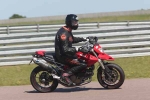 NOVICE RED/ORANGE BIKES