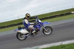 NOVICE BLUE/WHITE BIKES