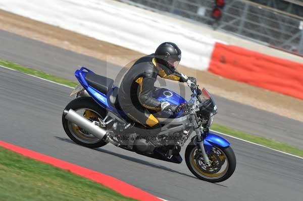 anglesey;brands hatch;cadwell park;croft;digital images;donington park;enduro;enduro digital images;event;event digital images;eventdigitalimages;mallory park;no limits;oulton park;peter wileman photography;racing;racing digital images;silverstone;snetterton;trackday;trackday digital images;trackday photos;vintage;vmcc banbury run;welsh 2 day enduro