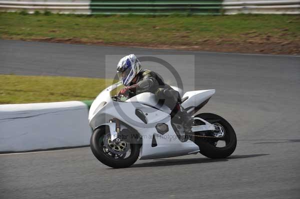 anglesey;brands hatch;cadwell park;croft;digital images;donington park;enduro;enduro digital images;event;event digital images;eventdigitalimages;mallory park;no limits;oulton park;peter wileman photography;racing;racing digital images;silverstone;snetterton;trackday;trackday digital images;trackday photos;vintage;vmcc banbury run;welsh 2 day enduro