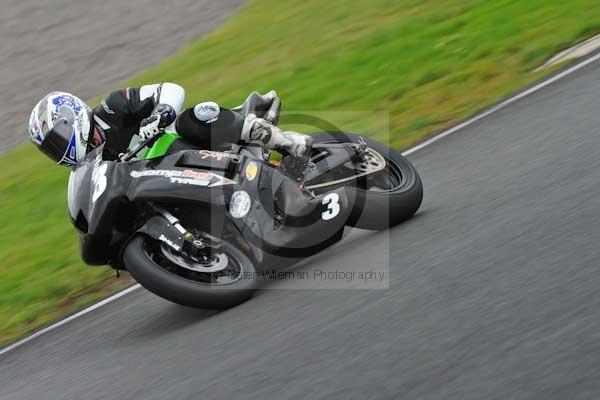 Mallory park Leicestershire;Mallory park photographs;Motorcycle action photographs;event digital images;eventdigitalimages;mallory park;no limits trackday;peter wileman photography;trackday;trackday digital images;trackday photos