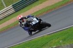 Mallory-park-Leicestershire;Mallory-park-photographs;Motorcycle-action-photographs;event-digital-images;eventdigitalimages;mallory-park;no-limits-trackday;peter-wileman-photography;trackday;trackday-digital-images;trackday-photos