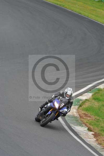Mallory park Leicestershire;Mallory park photographs;Motorcycle action photographs;event digital images;eventdigitalimages;mallory park;no limits trackday;peter wileman photography;trackday;trackday digital images;trackday photos