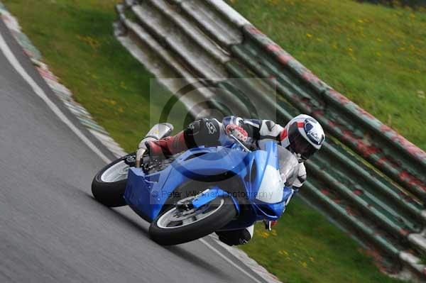 Mallory park Leicestershire;Mallory park photographs;Motorcycle action photographs;event digital images;eventdigitalimages;mallory park;no limits trackday;peter wileman photography;trackday;trackday digital images;trackday photos