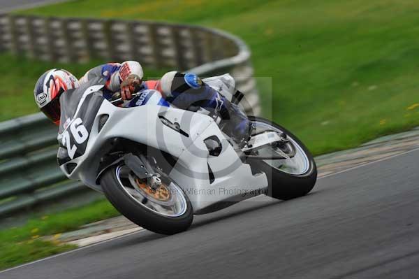 Mallory park Leicestershire;Mallory park photographs;Motorcycle action photographs;event digital images;eventdigitalimages;mallory park;no limits trackday;peter wileman photography;trackday;trackday digital images;trackday photos