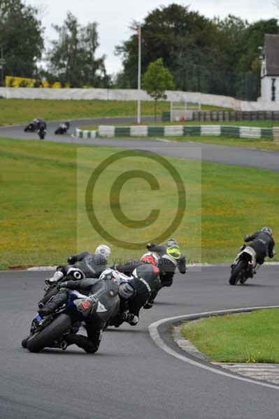 Mallory park Leicestershire;Mallory park photographs;Motorcycle action photographs;event digital images;eventdigitalimages;mallory park;no limits trackday;peter wileman photography;trackday;trackday digital images;trackday photos